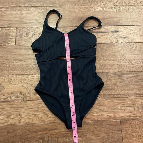 Abercrombie Kids Girls Swim - Black One-Piece Swimsuit Bathing Suit - Size 5/6 - Picture 16 of 16